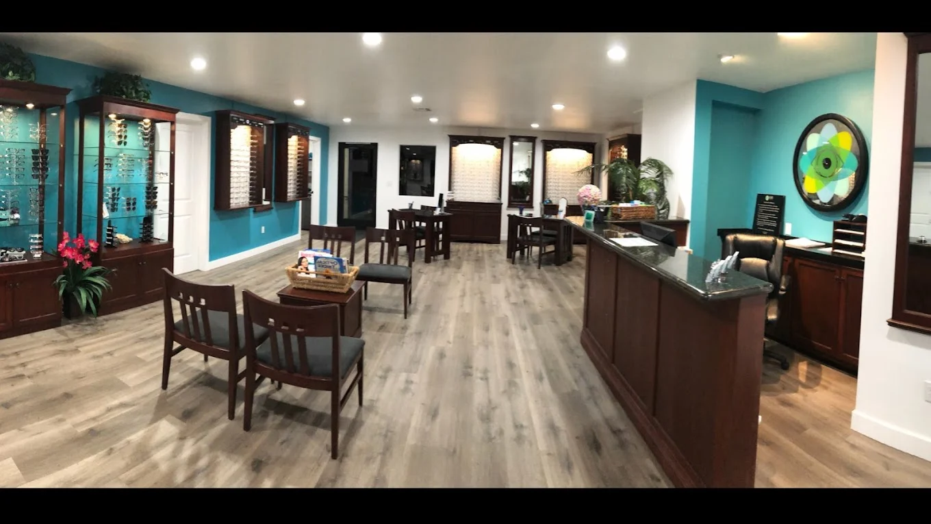 The storefront of Allred Family Eyecare, your trusted Treehouse Eyes provider in Fullerton, CA.