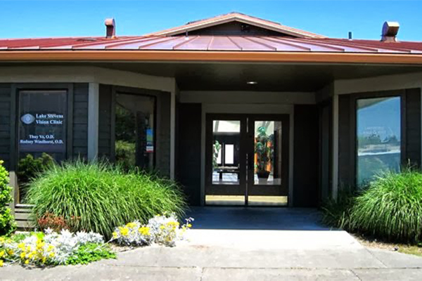 Lake Stevens Vision Clinic exterior at 515 State Route 9 NE, providing myopia treatment services