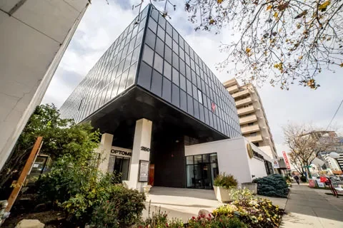 The storefront of Broadway Eye Clinic, your trusted Treehouse Eyes provider in Salt Lake City, UT.