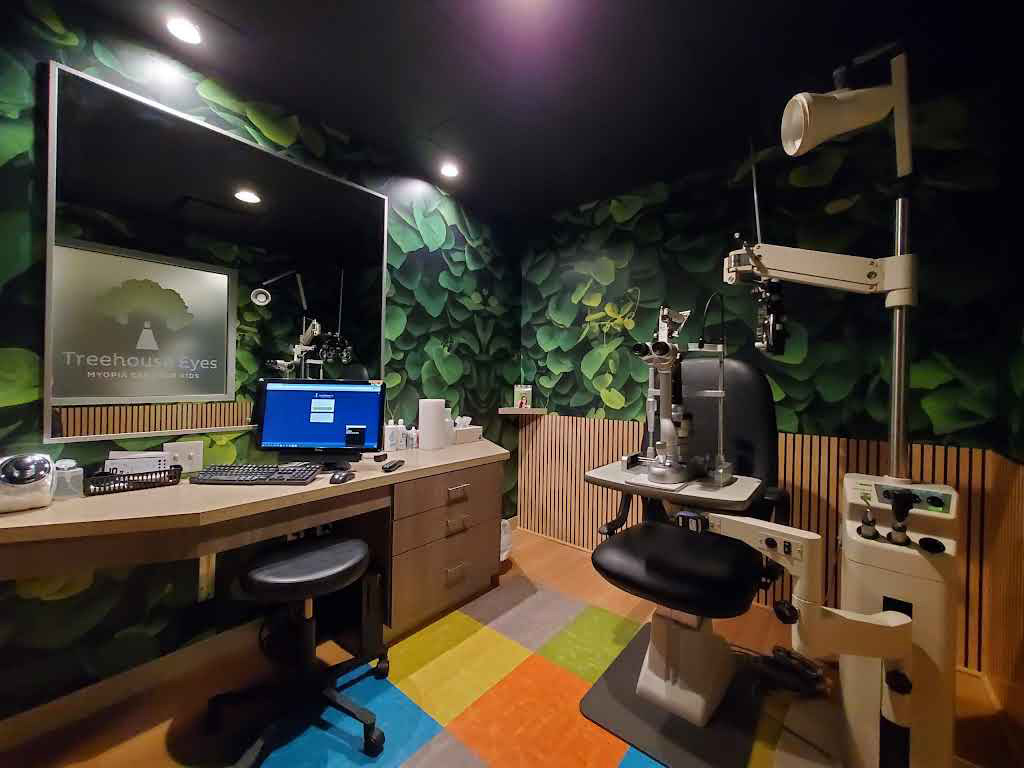 treehouse-clinic-office