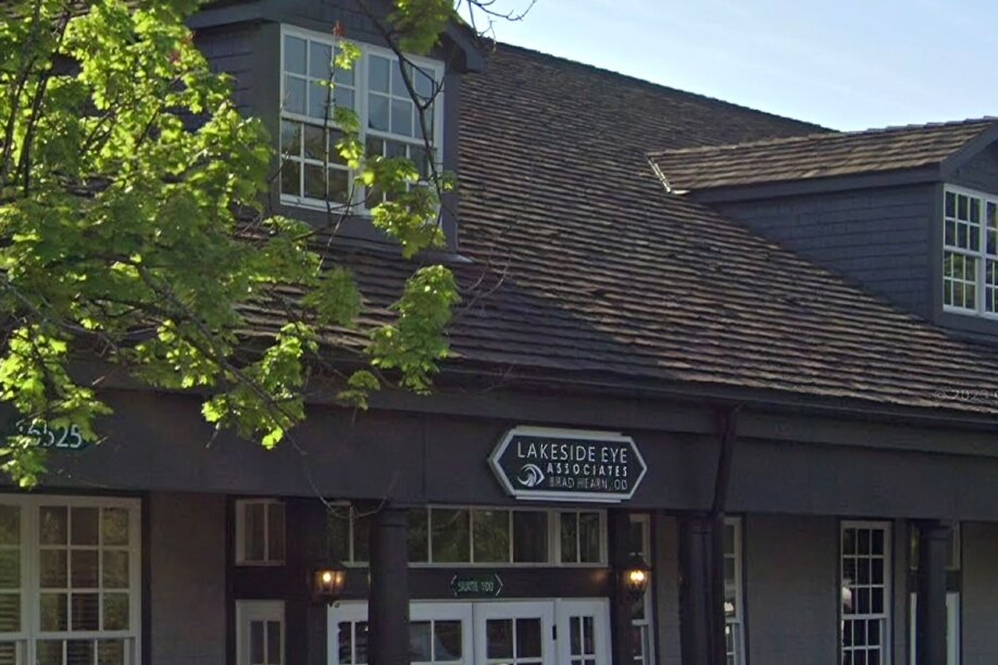 The Lakeside Eye Associates clinic, your trusted Treehouse Eyes provider in Huntersville, NC.