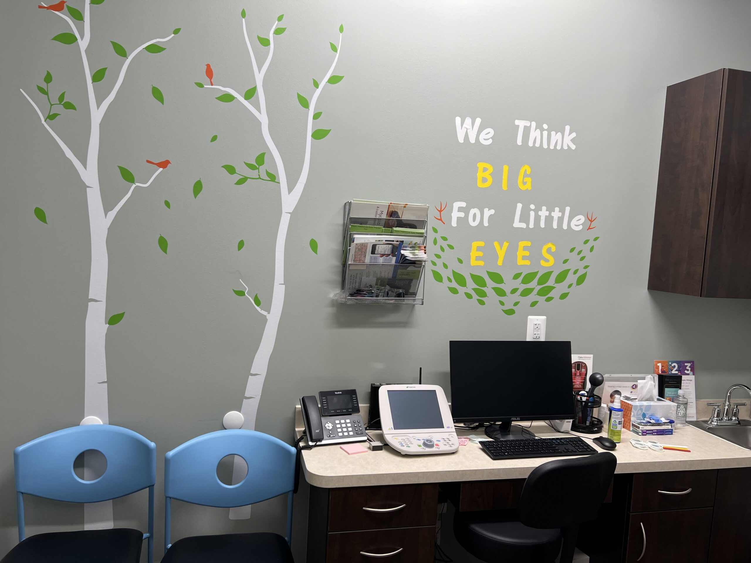 The interior of Clearfinity Eyecare Optometrist clinic, your trusted Treehouse Eyes provider in Lorton, VA.